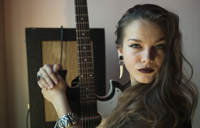 Ghalia Volt (US) 04. november kl. 21:00