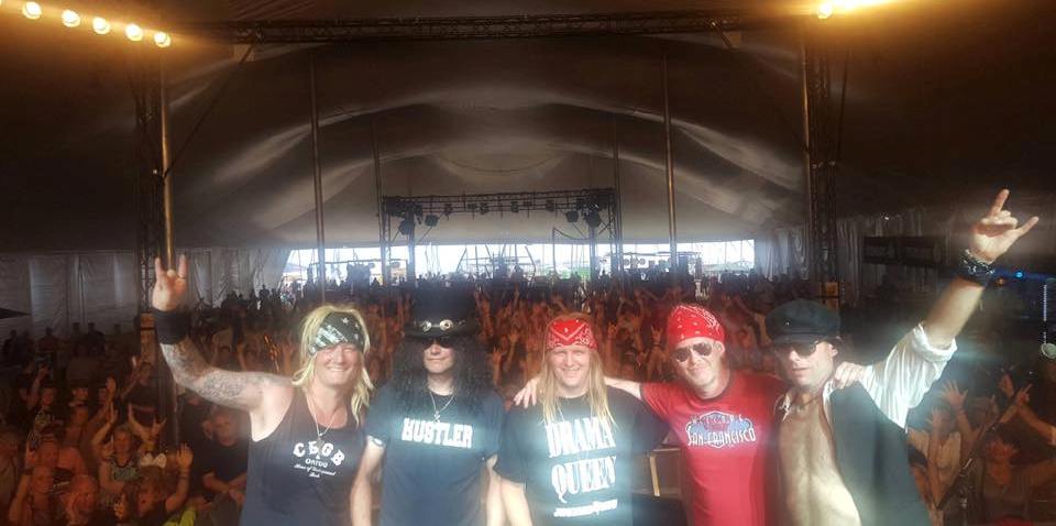 Vershuset præsenterer: Guns ’n’ Roses Jam 02. december kl. 21:30