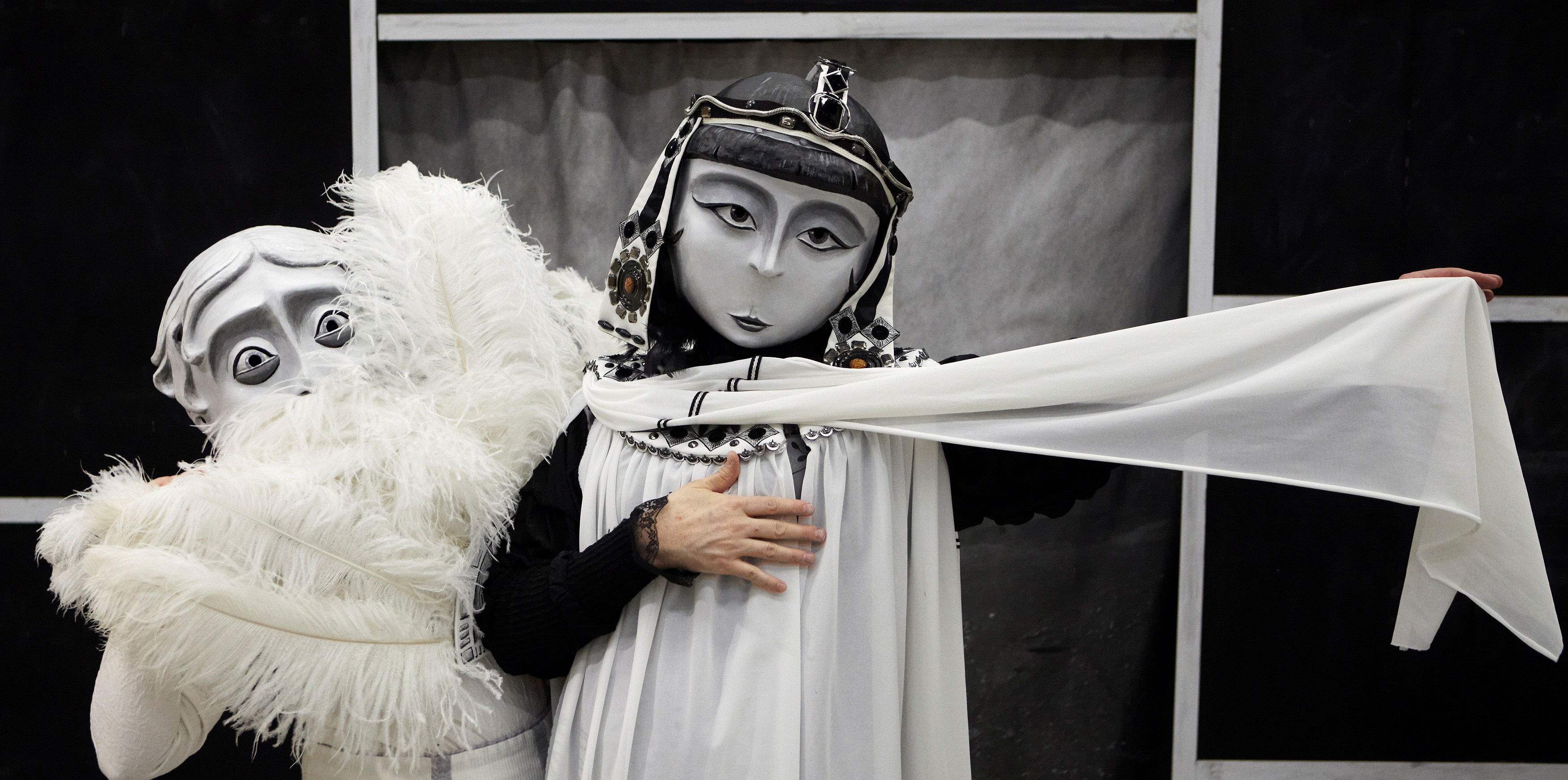Theatret Thalias Tjenere opfører Store illusioner 16. september kl. 14:00