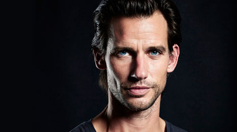 Christian Bitz 11. november kl. 19:00