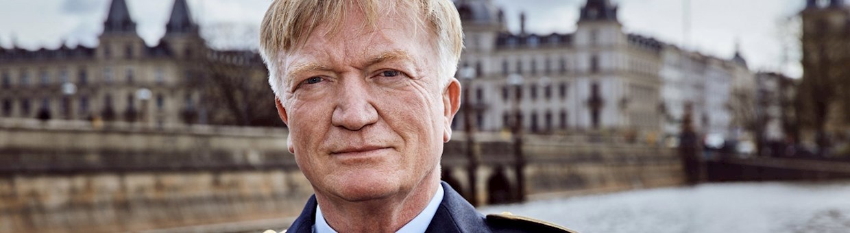 Henrik Oryé - Indsatslederen - i politiets frontlinje 03. oktober kl. 19:00