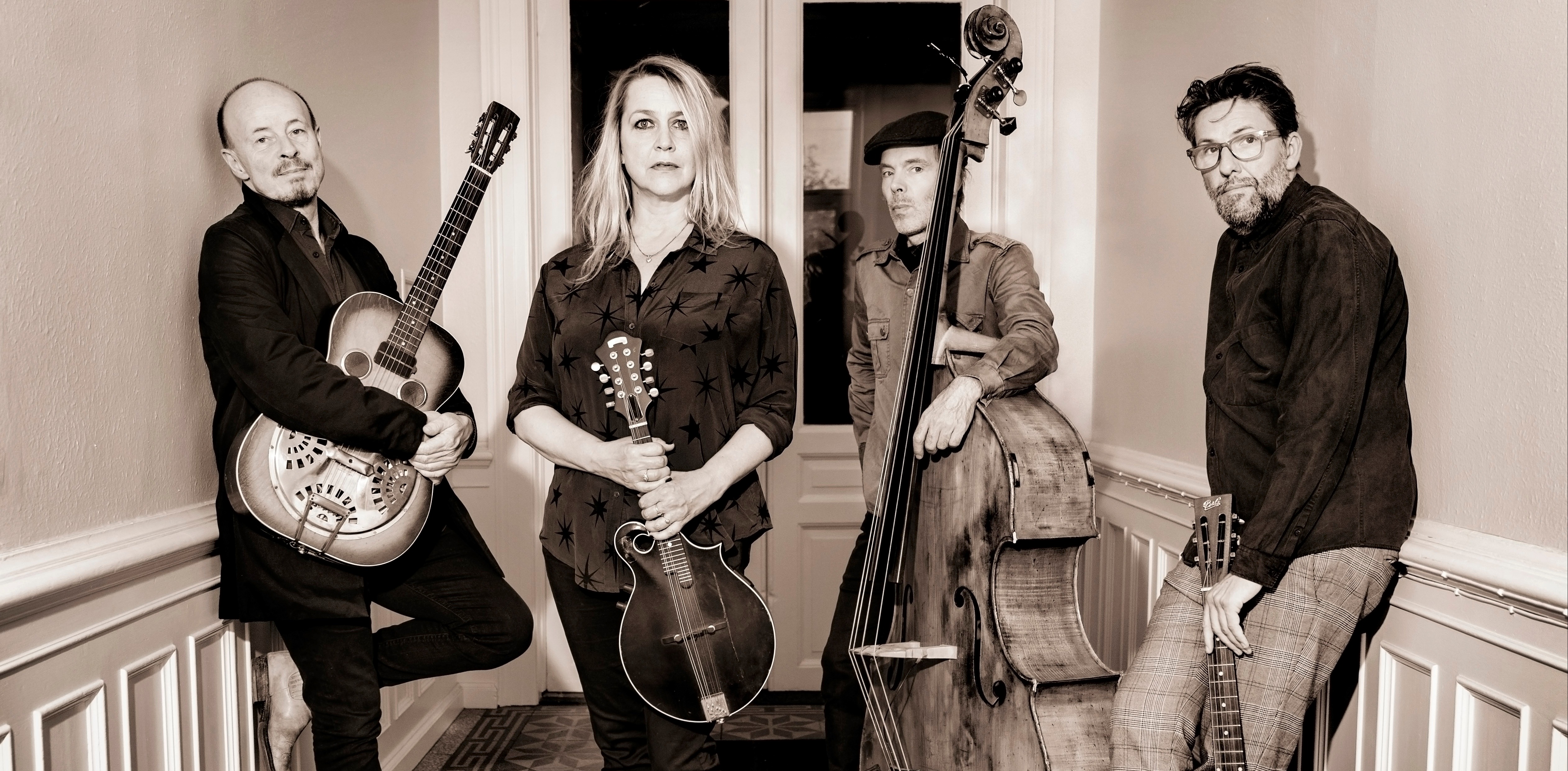 Laura Illeborg Band m. Knud Møller 12. februar kl. 20:00